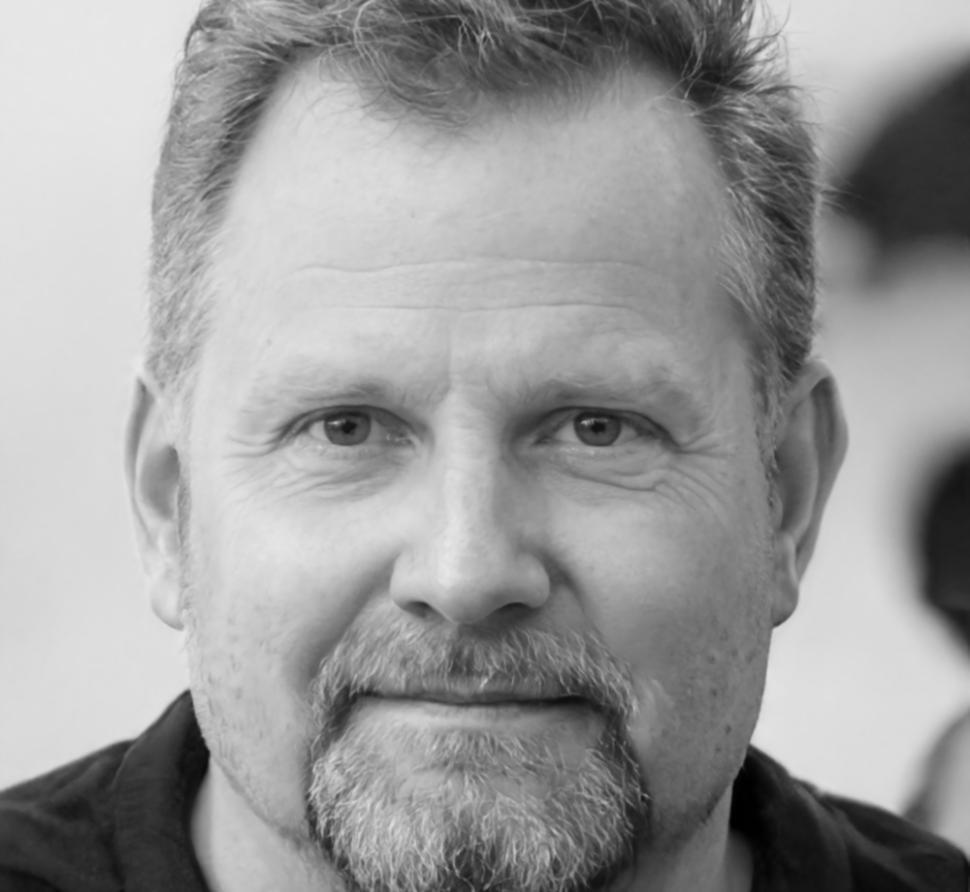 Retrato profesional de Bernat Fuster