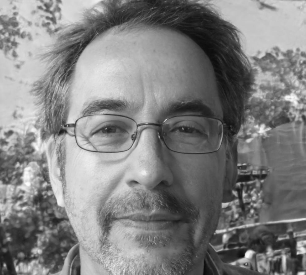 Retrato profesional de Oriol Teixidor